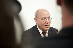 Gregor Gysi  Gregor Gysi